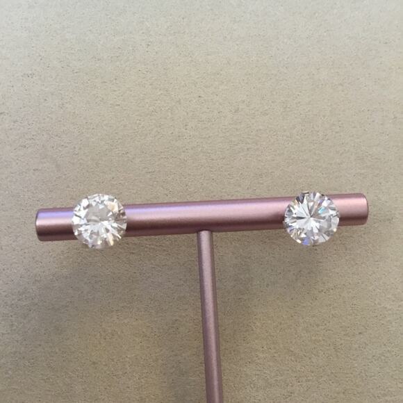 Sterling Silver Crystals Stud Earrings - Picture 1 of 6